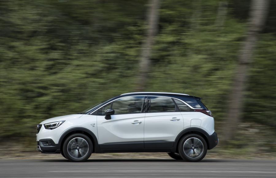  Vauxhall Crossland X Turbo 2017 года  (фото 7 из 30)